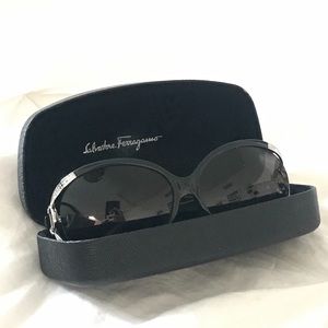 ☀️ Salvatore Ferragamo Sunglasses ☀️